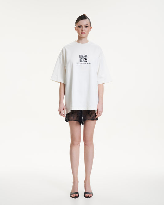"Scan if you think I'm hot" boyfriend t-shirt