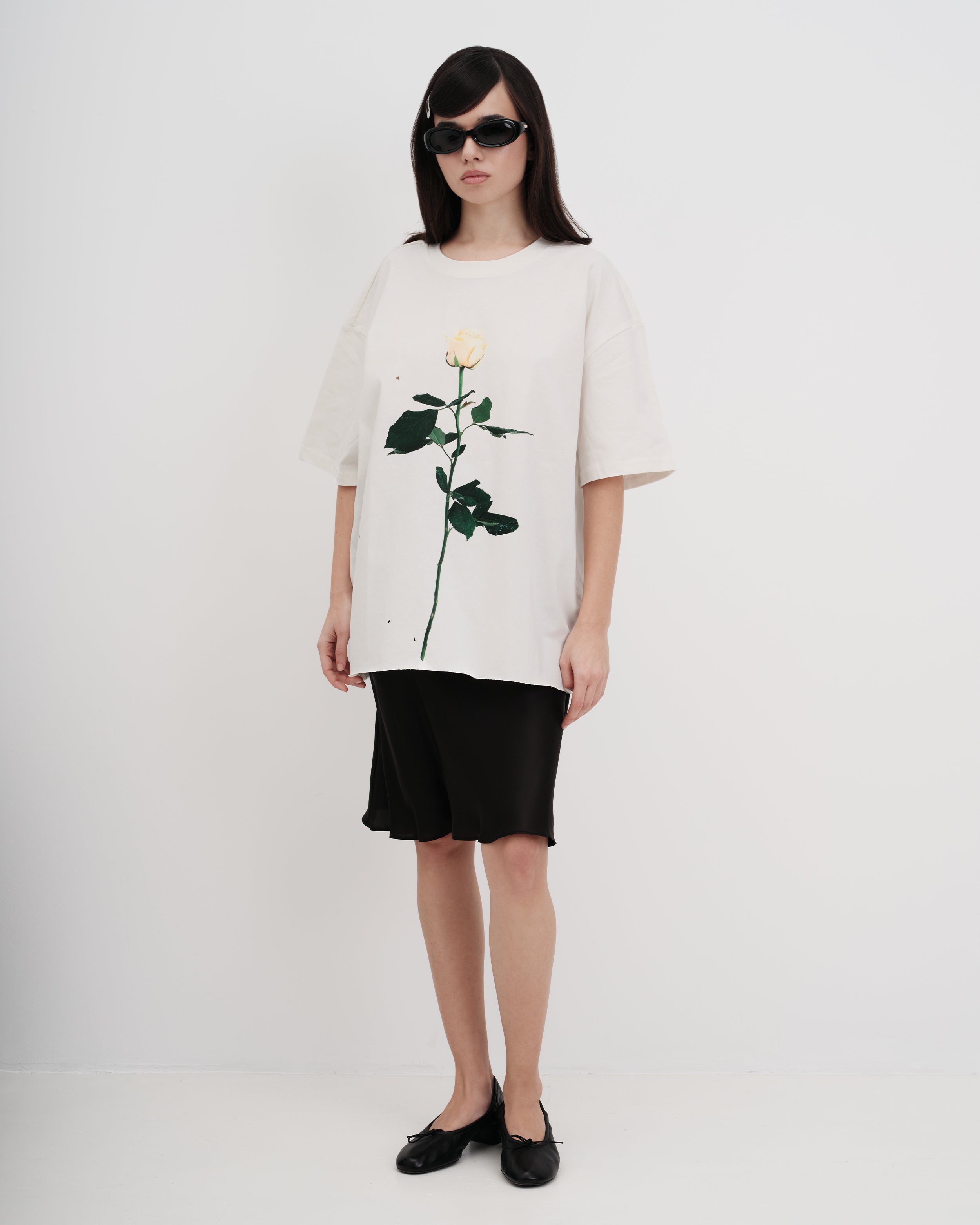 "The rose you gave me had thorns" Tee - White