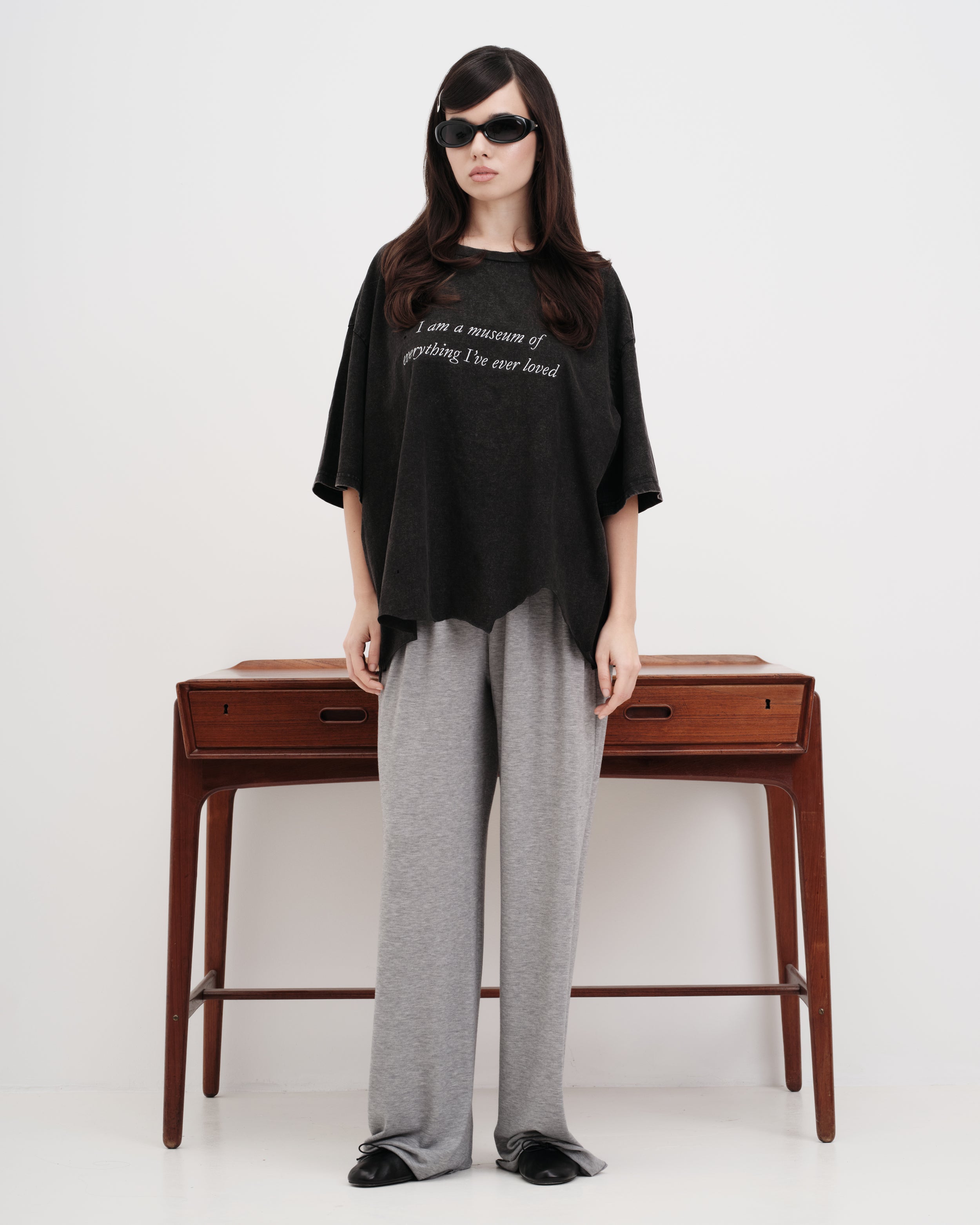 "I am a museum" Tee - Washed Black